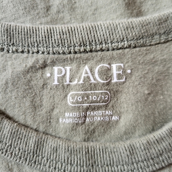 💥4 for $30💥 The Children's Place boys t-shirt green size LG 10-12 - Picture 3 of 4